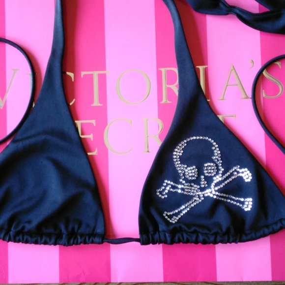 Victoria's Secret Extremely Rare Skull Bikini Top - Picture 5 of 7